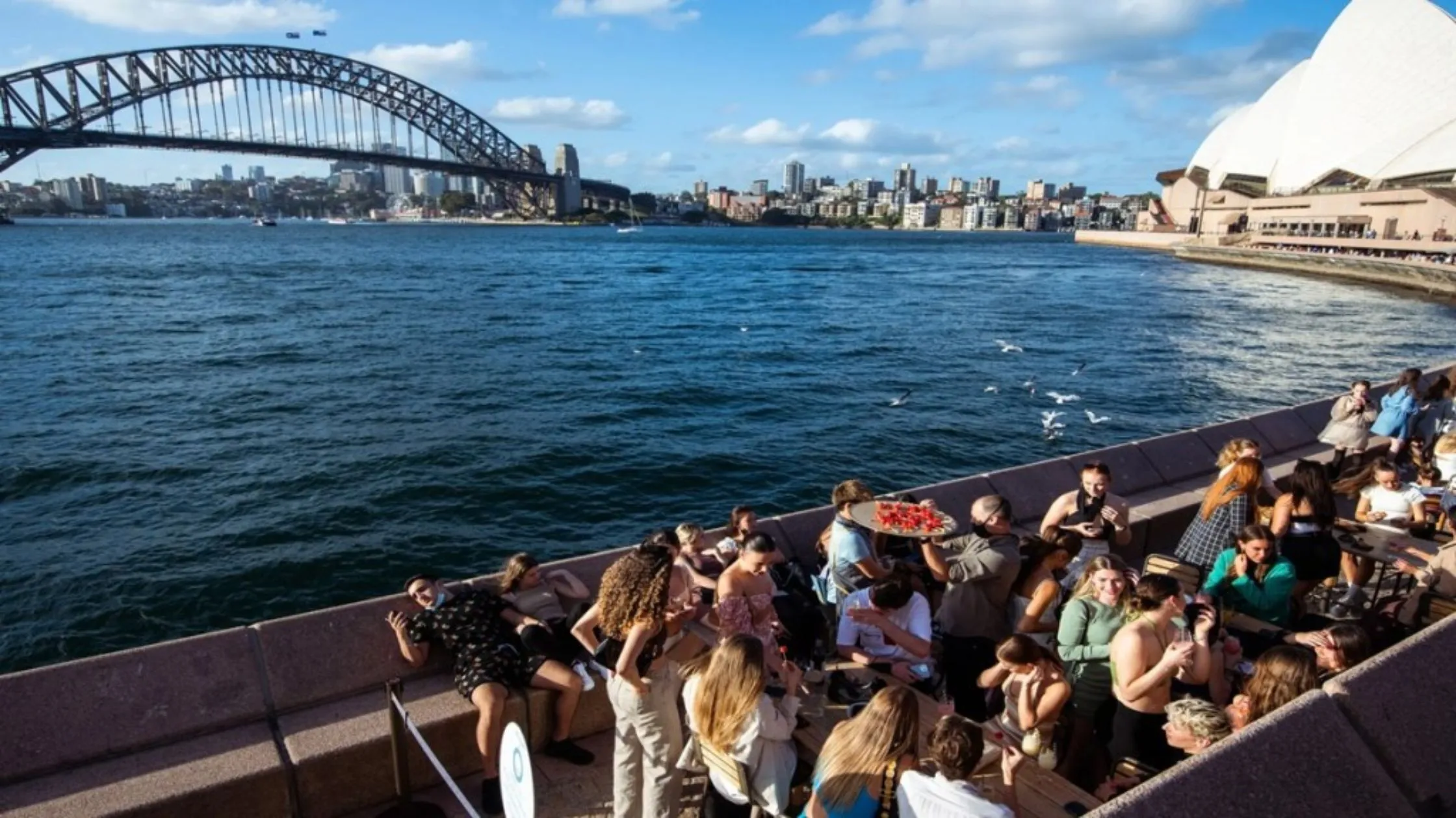 Australia student visa holders can work unlimited hours during course breaks